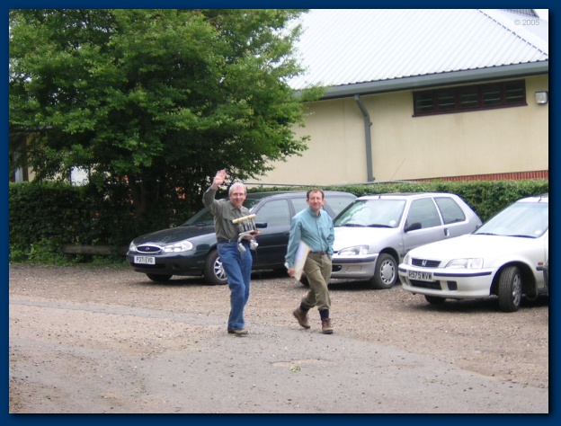 600x449 pixels (129K)